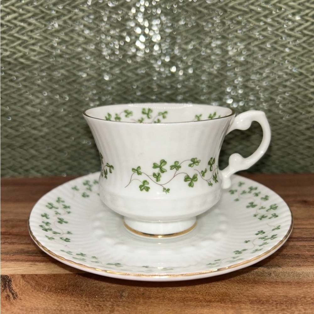 Royal Tara Bone China Shamrock Trellis Pattern Tea Cup And Saucer Set Ireland